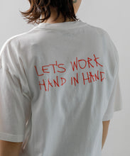 画像をギャラリービューアに読み込む, 【MEN , WOMEN】CAPSULE-T HAND IN HAND SS Tee ユニセックス/綿100%/厚手生地/透けにくい/ゆったりシルエット/ナチュラル/カジュアル