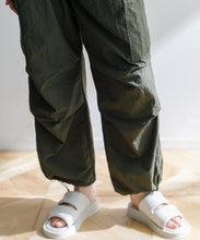 画像をギャラリービューアに読み込む, 【MEN , WOMEN】Lee Fleeasy イージーカーゴパンツ ユニセックス/ナイロン素材/リップストップ/ワンサイズ/サイズ調整可/アウトドア/ストリート
